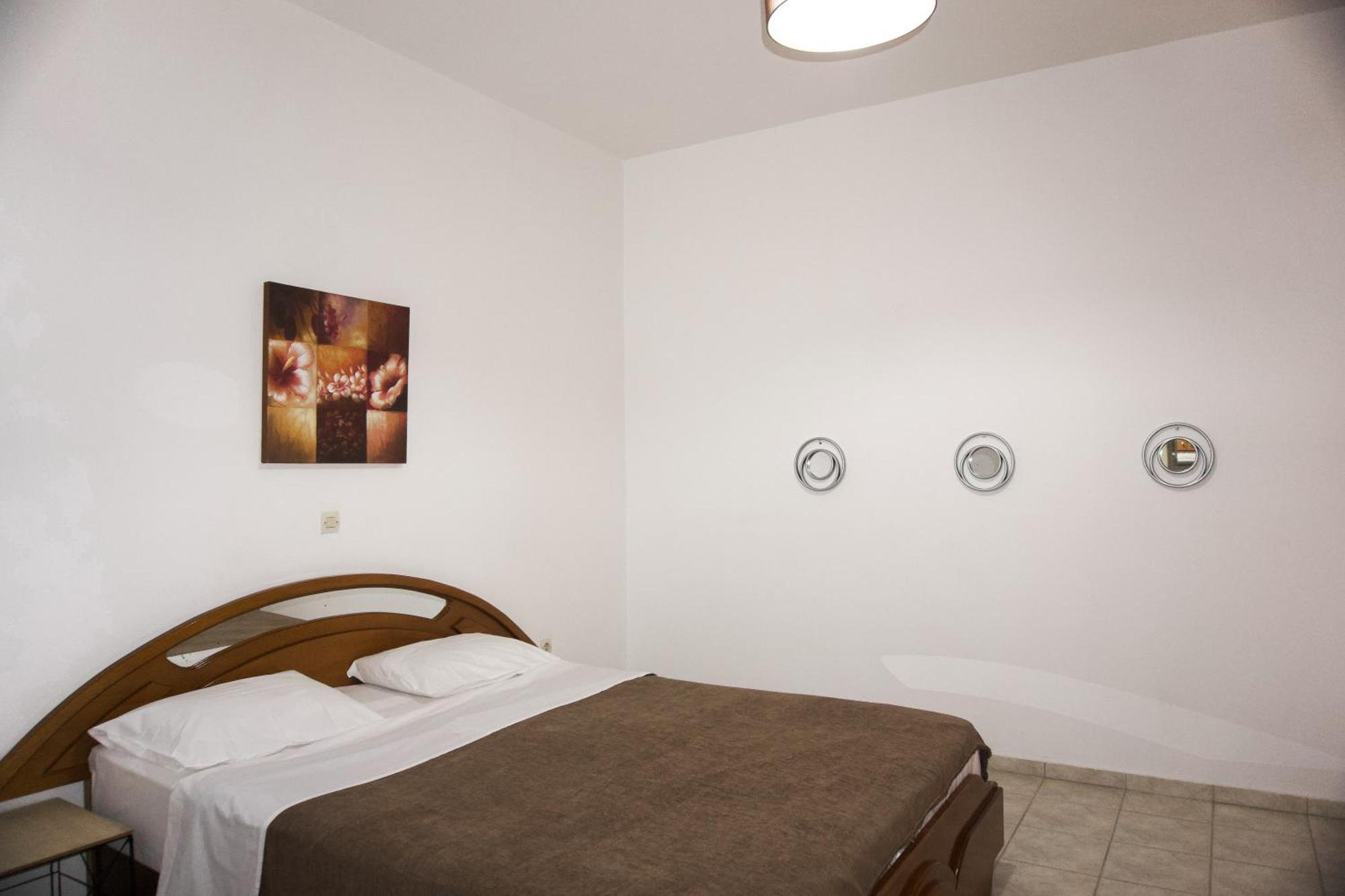 Sea Apartment Adelianos Kampos Ngoại thất bức ảnh