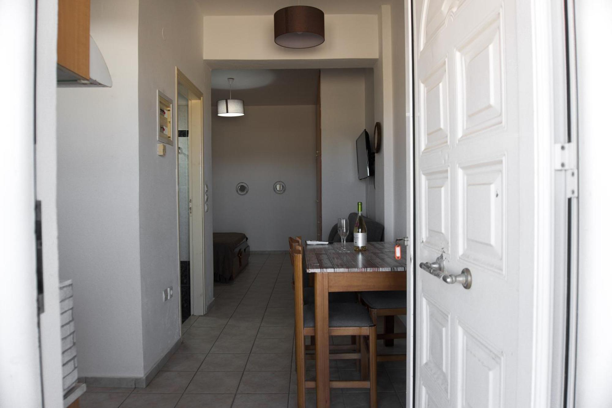 Sea Apartment Adelianos Kampos Ngoại thất bức ảnh